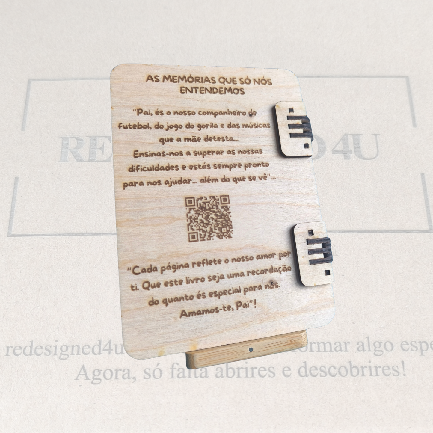 Livro de Madeira Personalizado